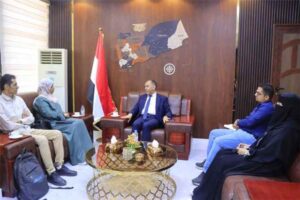 اخبار عدن – اجتماع في عدن يتناول تحسين قاعدة بيانات المنشآت التجارية والصناعية