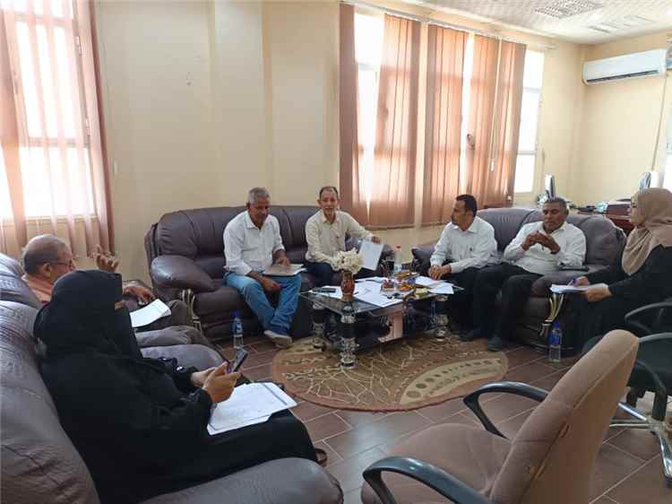 خطوات متسارعة لتطوير برنامج الماجستير الأكاديمي الثاني بعلوم إدارية عدن