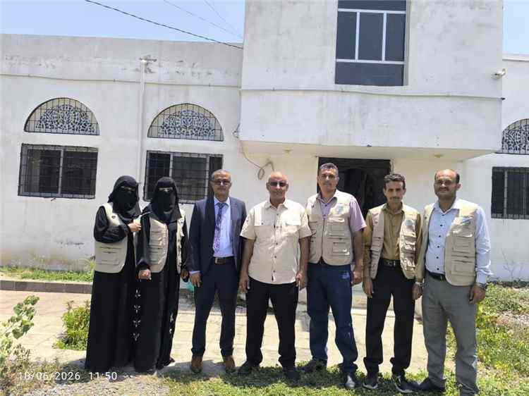 اخبار عدن – فريق من صحيفة عدن الغد يزور هيئة المعايير والمقاييس في تعز ويلتقي مدير الفرع هناك