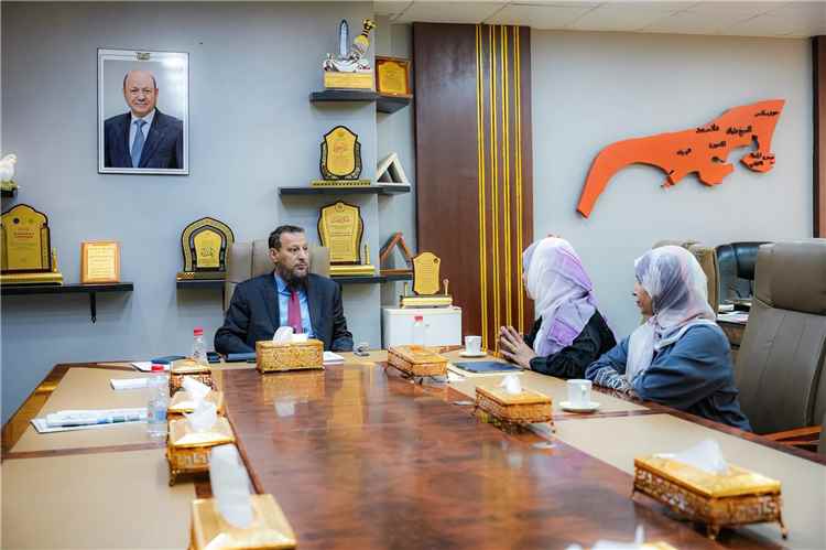 اخبار عدن – محافظ عدن يبرز أهمية الجهاز المركزي للإحصاء في تعزيز التخطيط للمشاريع