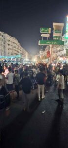 اخبار عدن – مظاهرات جماهيرية في المعلا تدعا بإجراءات سريعة لحل أزمة الكهرباء.
