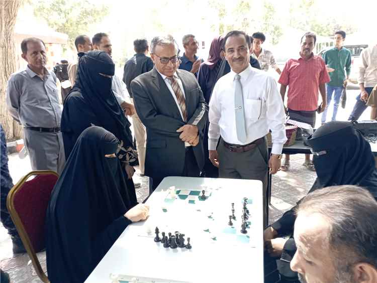 اخبار عدن – نحو دعا جامعي متميز وناشط.. رئيس جامعة عدن يطلق أسبوع الدعا الجامعي في كلية ال