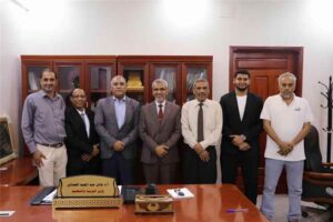 اخبار عدن – وزير التربية والمنظومة التعليمية (العبادي) يبرم اتفاقية مع مؤسسة العون لتدريب 450 معلمًا