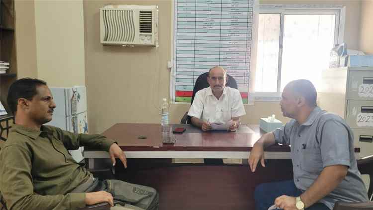 اخبار من وردت الآن – المدير السنة للمسيمير يجتمع مع مدير مكتب الصناعة والتجارة في لحج لتقديم التهاني على تكليفه.