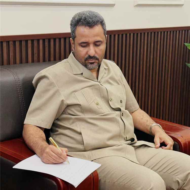 اخبار وردت الآن – لحج: شعور عام بالرضا تجاه قرارات المحافظ الحالمي في مجال التحديث الإداري وتدوير المناصب.