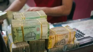 تحليل بصري: أول رسم بياني يوضح الفجوة الكبيرة بين الدولار الحوثي والدولار الحكومي في اليمن – هل نيوزوقع قفزة في الأسعار قريبًا؟