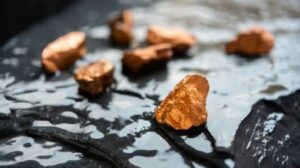شركة Solstice Minerals تُعلن عن اكتشافات النحاس والذهب في مشروع Nanadie
