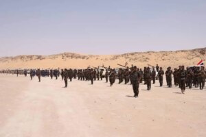 لا تزال متوقفة منذ شهور.. ضباط في محافظات الحكومة اليمنية يطالبون بصرف مستحقاتهم المالية – شاشوف