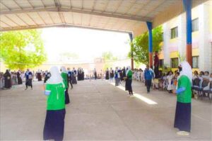 أهالي الممدارة الجديدة في عدن يطلبون من وزير التربية التدخل لوقف الارتفاع المفرط في رسوم المدارس