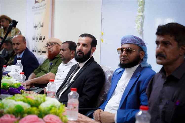 خلال لقائه بالسلطات المحلية والوجهاء والشخصيات الاجتماعية برصد.. المحافظ الرباش يشيد بالمواقف الوطنية لأبناء يافع