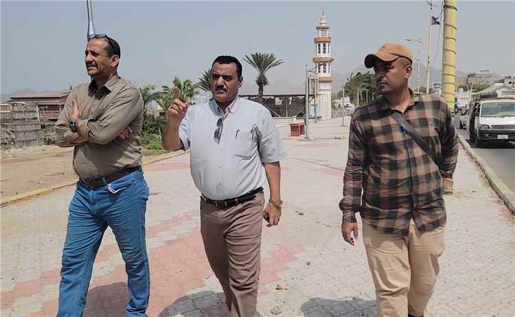 أخبار عدن - الداؤودي وباخبيرة يطلعان على ترتيبات تنفيذ مشروع إعادة تأهيل شبكة الصرف الصحي
