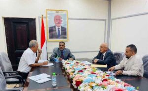 اخبار عدن – اللجنة العليا للمناقصات والمزايدات تعتمد مشروعي الميزانية النصفية لعام 2026 والموارد.