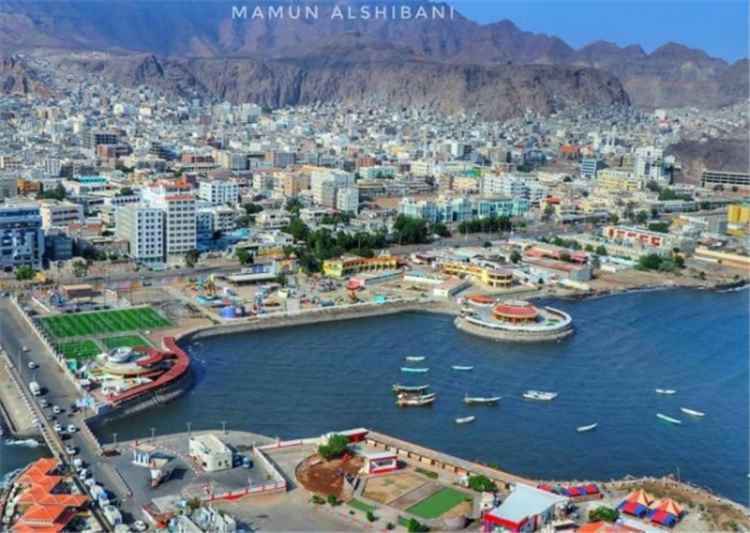 اخبار عدن – بعد أكثر من 10 سنوات من انتقاله إلى عدن.. دعوات لفتح الملفات المالية لصندوق تنمية الترا