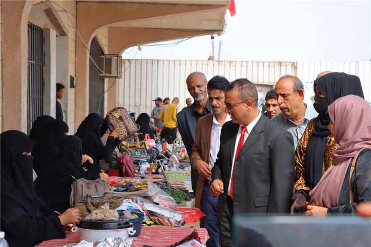 برعاية مجلس المستقبل الجنوبي في عدن.. قطاع المرأة والطفل يقيم بازارًا لدعم الأسر المنتجة