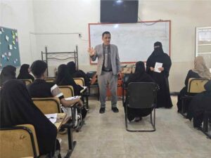 اخبار عدن – جامعة عدن تُنهي اختبارات الفصل الدراسي الثاني في كلية اللغات