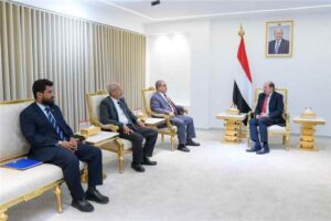 اخبار عدن – رئيس الوزراء يتابع تقدم العملية المنظومة التعليميةية والأكاديمية في جامعة حضرموت