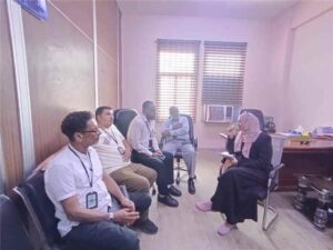اخبار عدن – رئيسة الاتحاد السنة لنقابات عمال عدن تجتمع مع نقابتي عمال مصافي عدن.