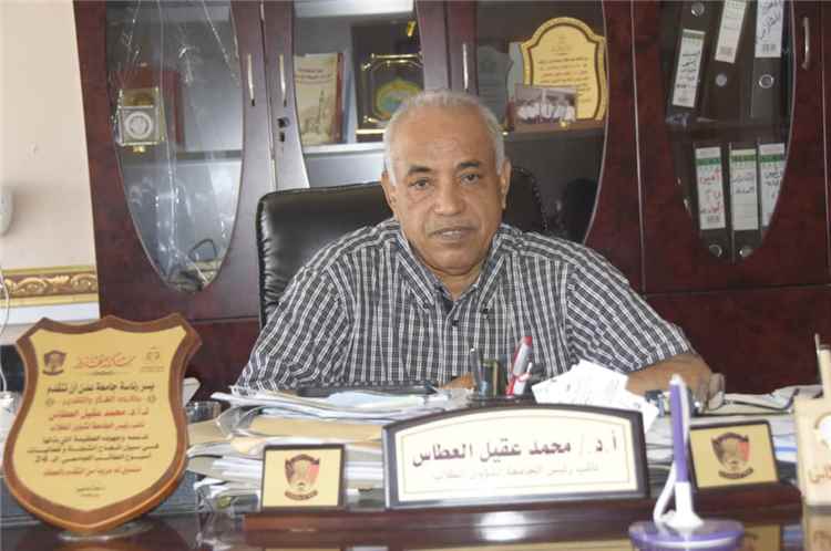 نائب رئيس جامعة عدن لشؤون الطلاب: هيأنا كل الظروف والإمكانات للطلاب الراغبين في الالتحاق بكليات الجامعة