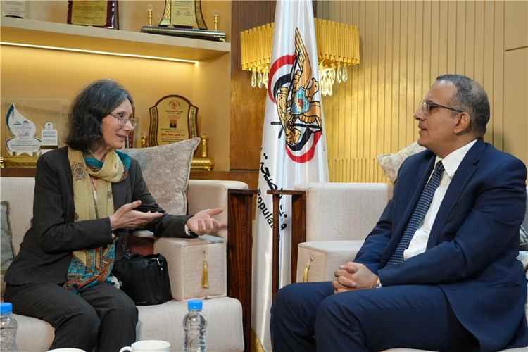 اخبار عدن – وزير الرعاية الطبية يناقش تعزيز التعاون الصحي مع السفيرة الفرنسية