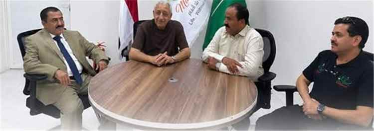 محافظ حجة يطلع على إنجازات مشروع