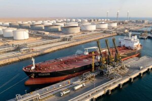 انخفاض تحميل النفط السعودي عبر الخليج وسط زيادة الهجمات في هرمز – شاشوف