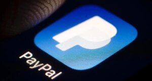 تم الإبلاغ عن أن سترايب وأدفينت عرضتا شراء باي بال مقابل حوالي 53.4 مليار دولار