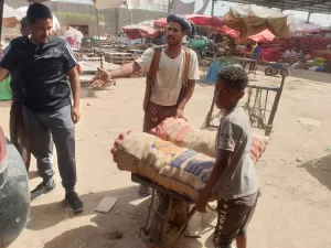 ارتفاع أسعار الخضروات والفواكه في سوق الجملة بالمنصورة – عدن