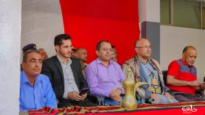 عيد المعلم في اليمن – معلمو تعز يئنون تحت وطأة راتب لا يتجاوز 40 دولاراً شهرياً!