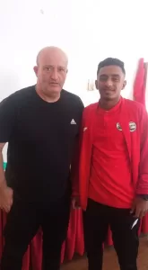 اخبار اليمن الان – انضمام عادل عباس لمعسكر المنتخب الوطني الأول