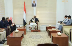 مأرب تناقش مع الصليب الأحمر ملف الأسرى وتدعو لزيارة سجون الحوثي