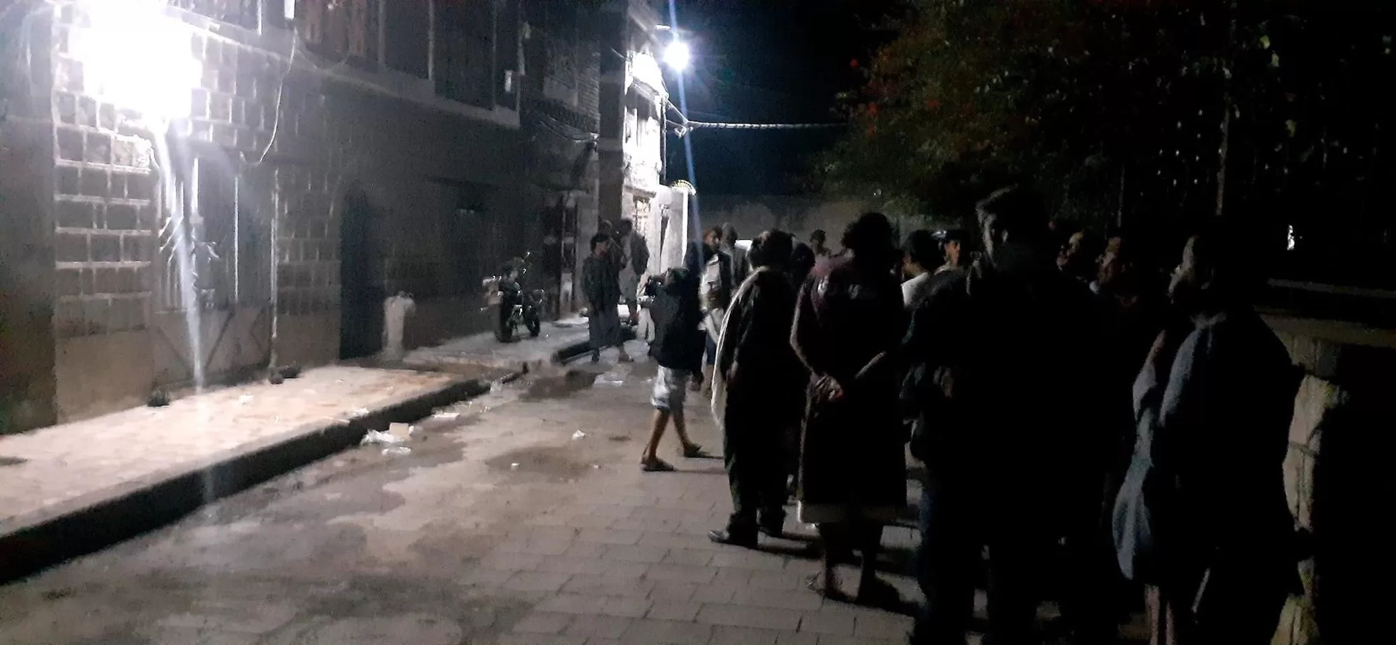 أخبار وتقارير – إنهيار منزل في صنعاء القديمة