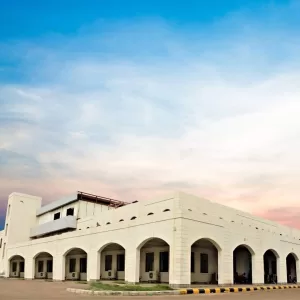 أخبار وتقارير – المالية اليمنية تحمّل وزارة الداخلية مسؤولية التأخير في صرف مرتبات موظفي الدولة